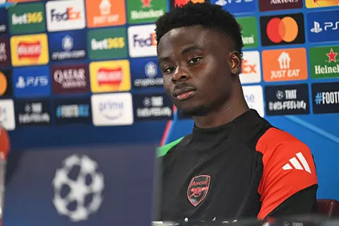 باقٍ حتى 2030.. ساكا يمدد رحلته مع آرسنال لثلاث سنوات جديدة